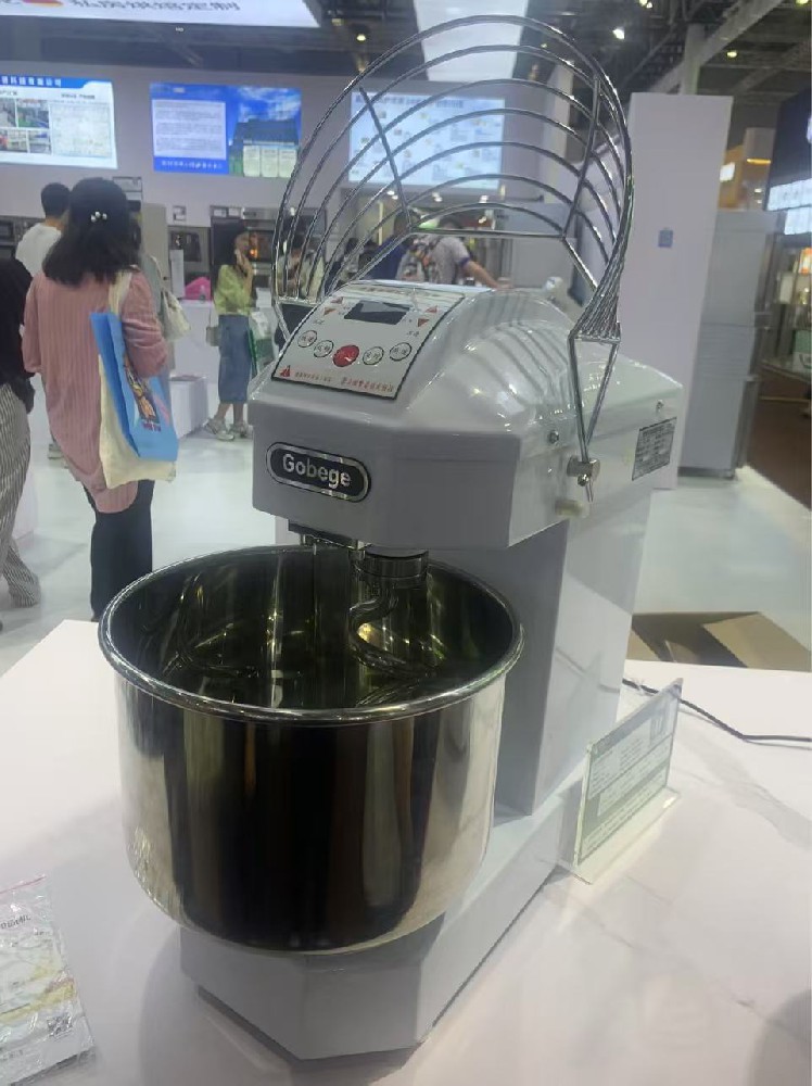 高比克和面机